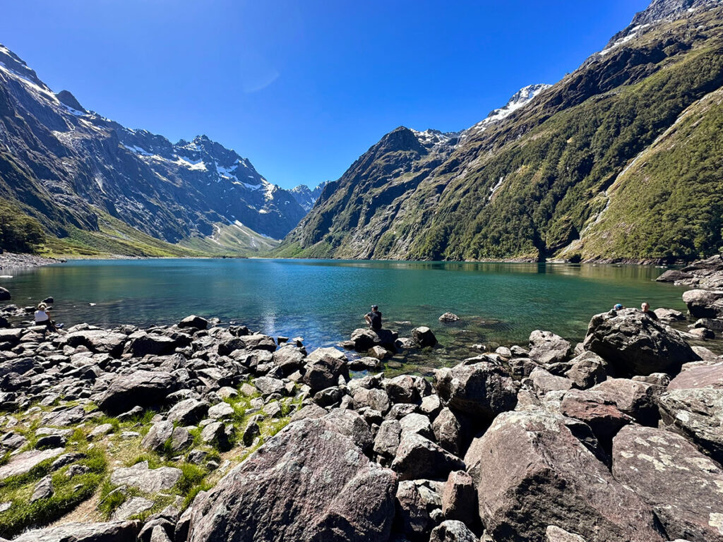 The fantastic view of Lake Marian - Milford Sound