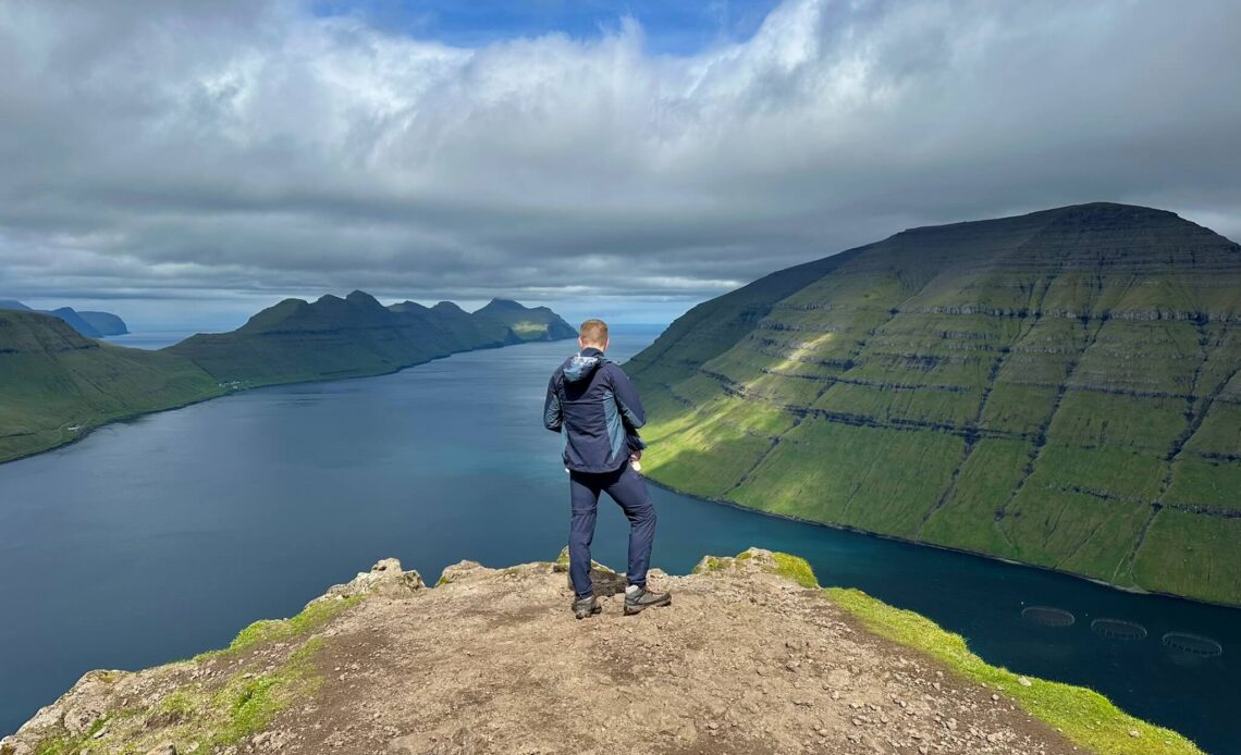 Klakkur hike near Klaksvik - short climb huge view